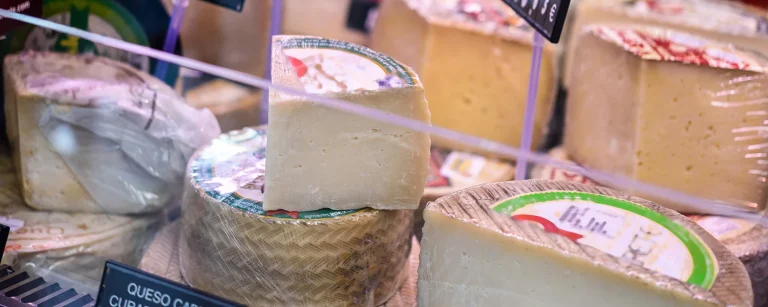 oświetlenie sery nabiał